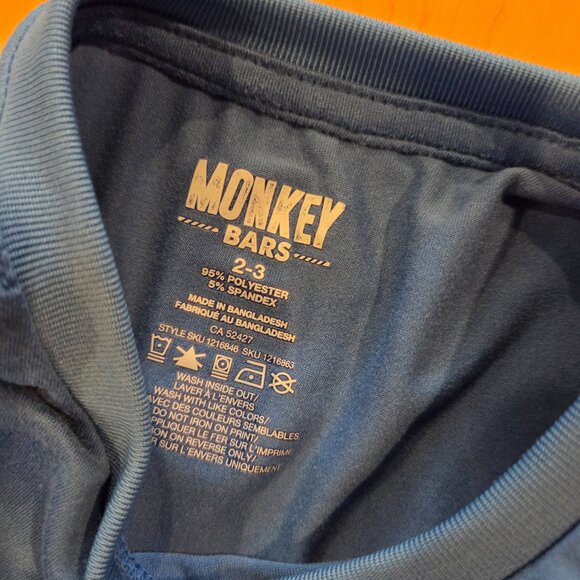 Boy's pjs - Picture 2 of 2